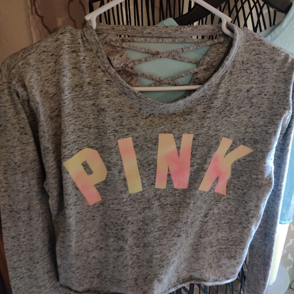 PINK BUNDLE 💗 - Picture 4 of 9